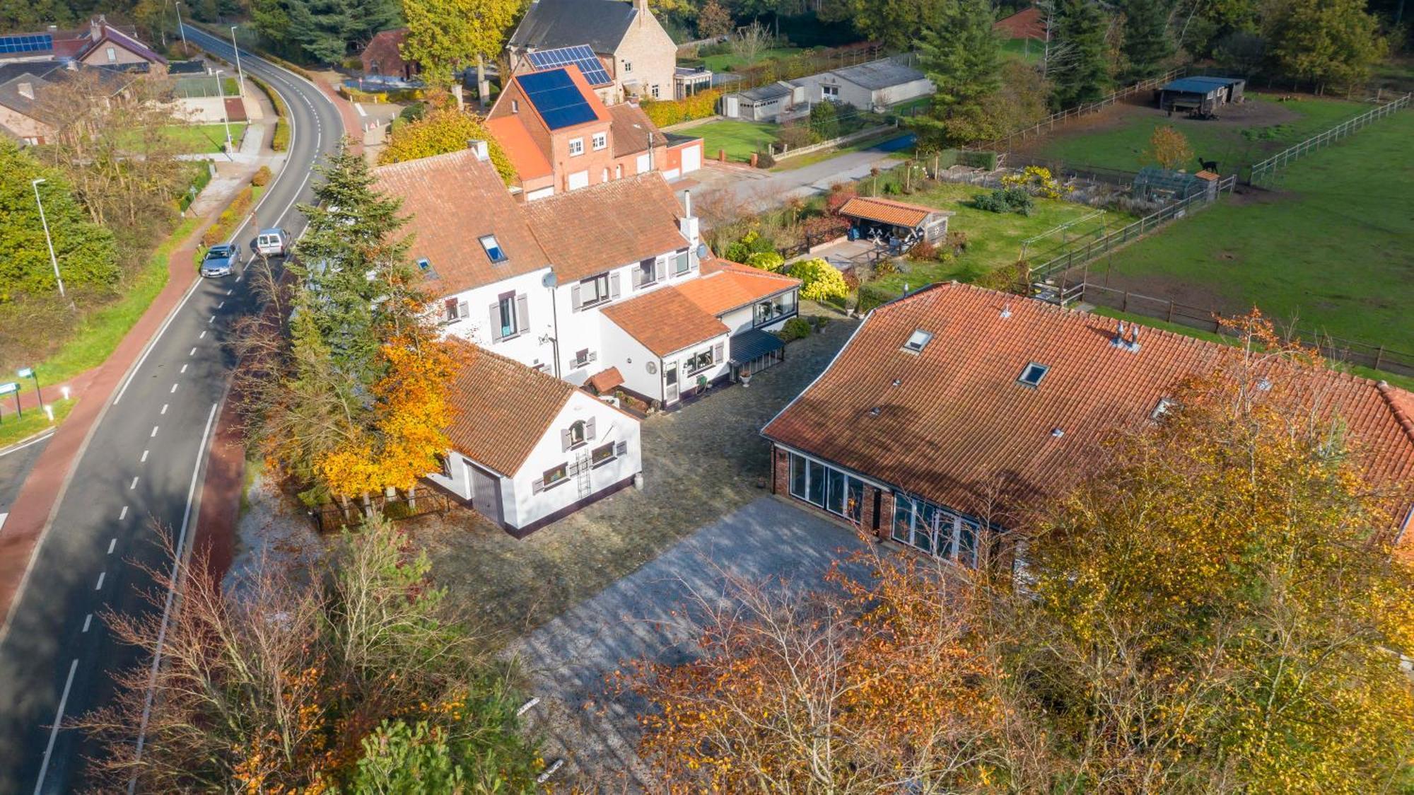 B&B De Kroonhoeve Beringen Buitenkant foto