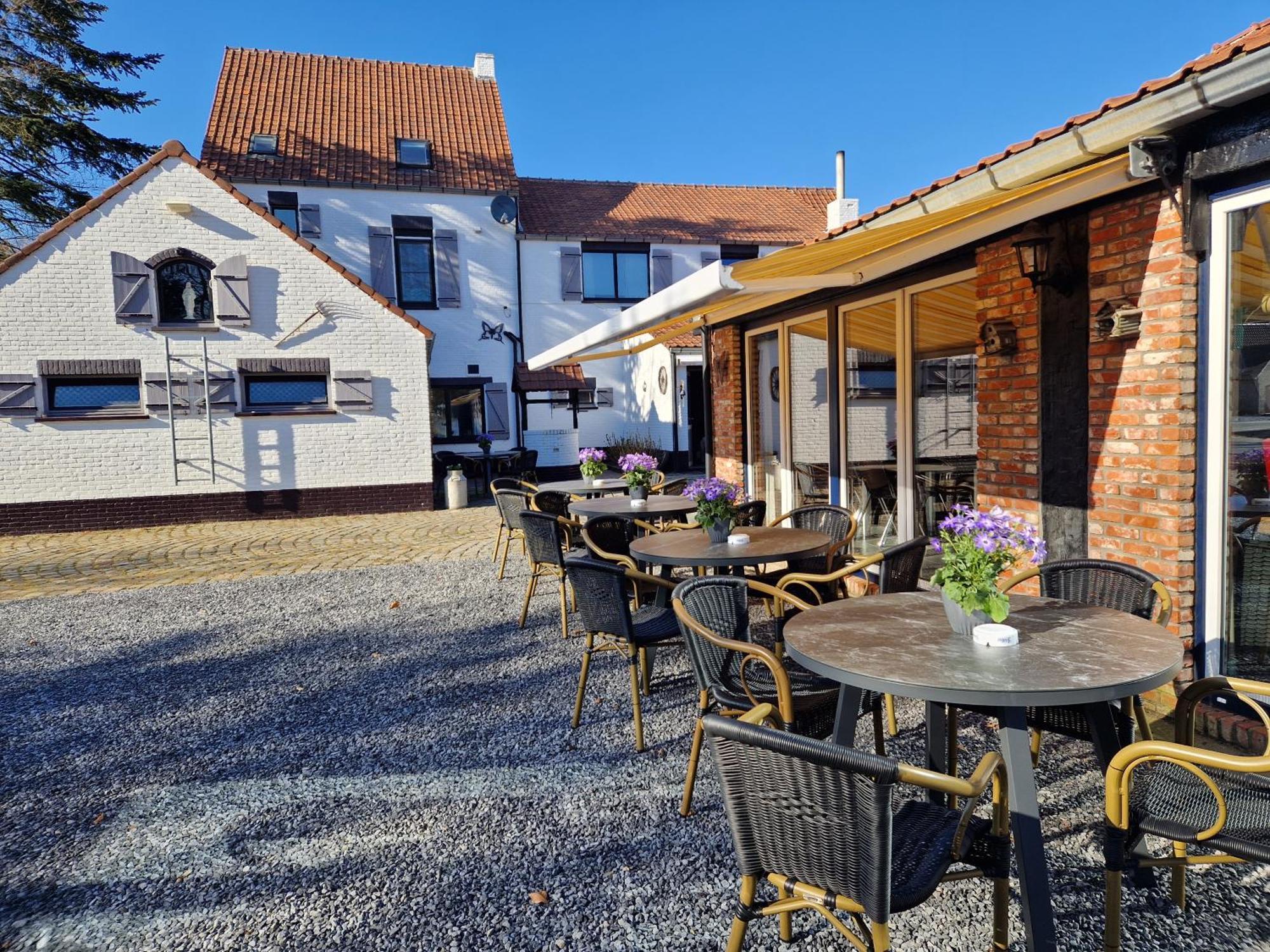 B&B De Kroonhoeve Beringen Buitenkant foto