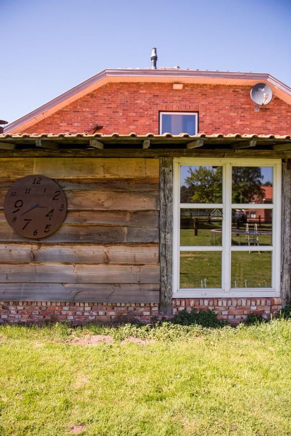B&B De Kroonhoeve Beringen Buitenkant foto